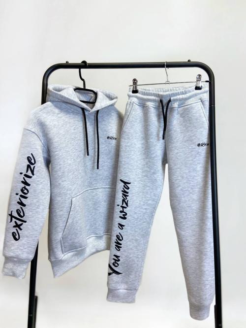 Спортивний костюм для дівчат з принтом — сірий меланж