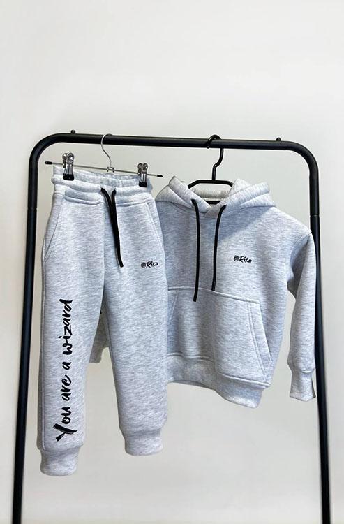 Спортивний костюм для дівчат з принтом — сірий меланж